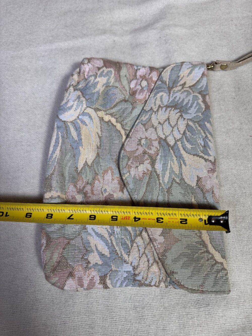 Vintage 80s Floral Tapestry Clutch Wristlet - Coquette Cottagecore Grandmacore - Picture 5 of 13